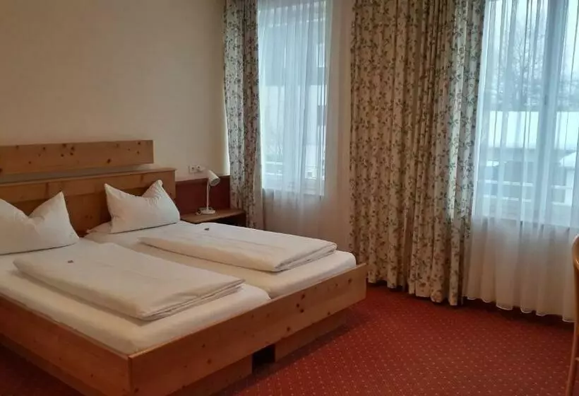 اتاق استاندارد, Braustüble Und Hotel Zur Post