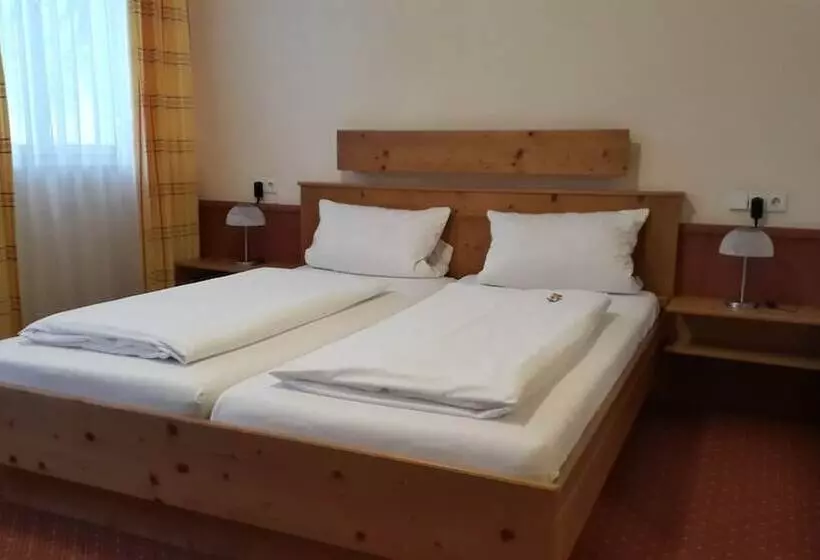 اتاق راحتی, Braustüble Und Hotel Zur Post