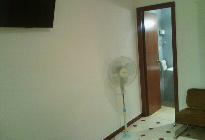 스탠다드 룸, Hostal Central Zaragoza