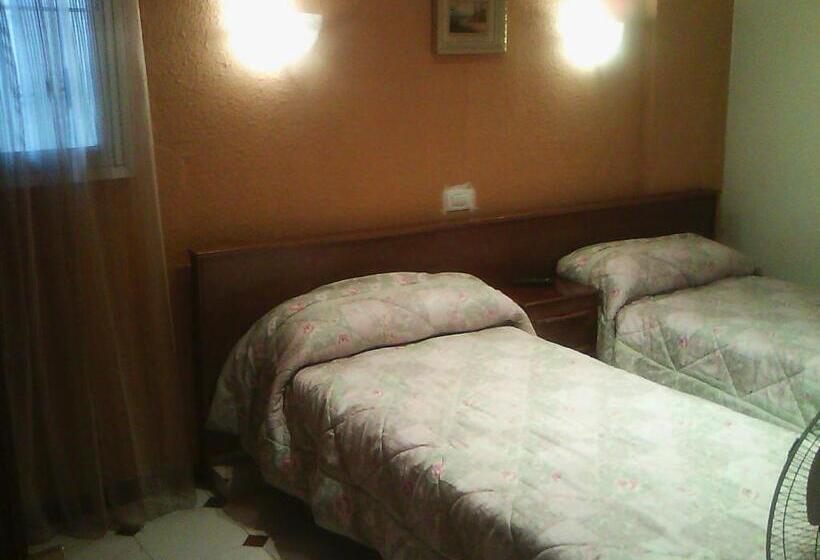 스탠다드 룸, Hostal Central Zaragoza