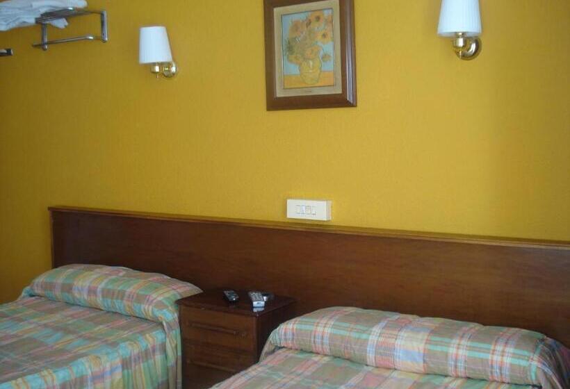 스탠다드 룸, Hostal Central Zaragoza