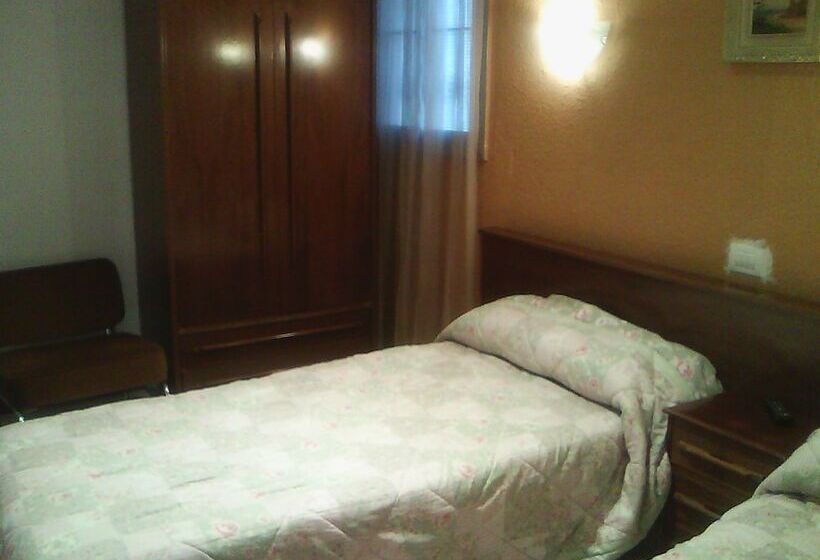 스탠다드 룸, Hostal Central Zaragoza