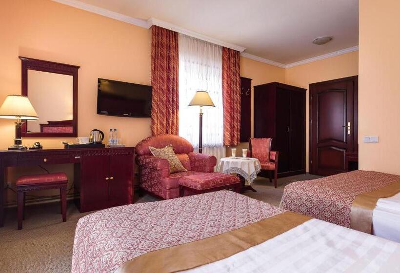 اتاق لوکس, Adam & Spa