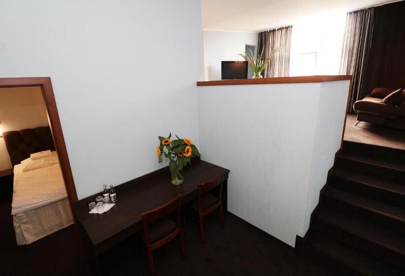 Четырехместный Номер Стандарт, Adria