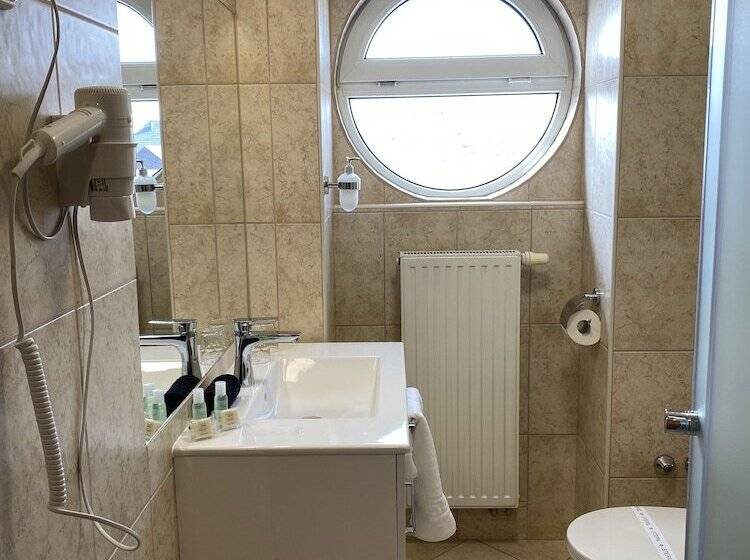 Номер Стандарт, Aqua Sarvar