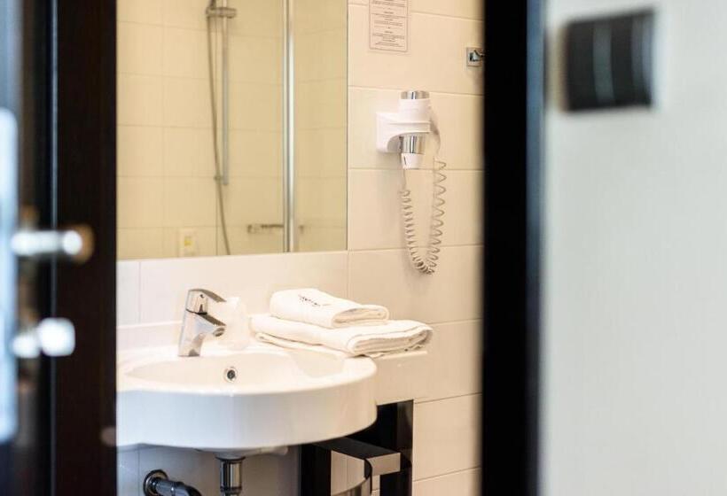 חדר סופריור יחיד, Fado Spa & Restaurant