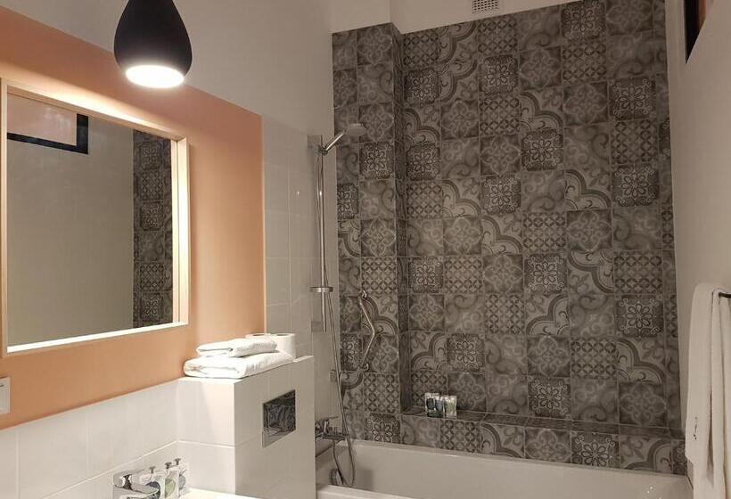 סטודיו סופריור, Fado Spa & Restaurant