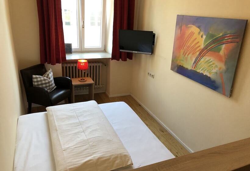 标准单人间共用浴室, Gasthof Flotzinger Brau