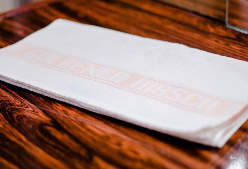 标准间, Goldener Hirsch