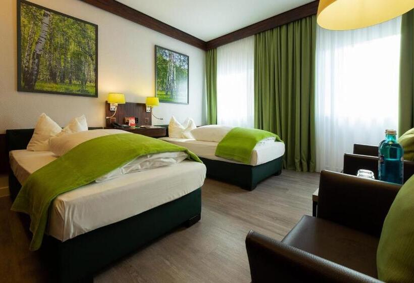 标准间, Goldener Hirsch