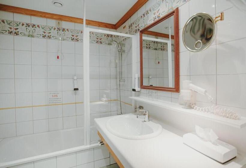 スタンダードトリプルルーム, Langwies Genussherberge