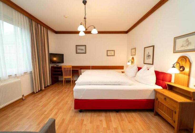 스탠다드 룸, Das Stadler Metzgerwirt