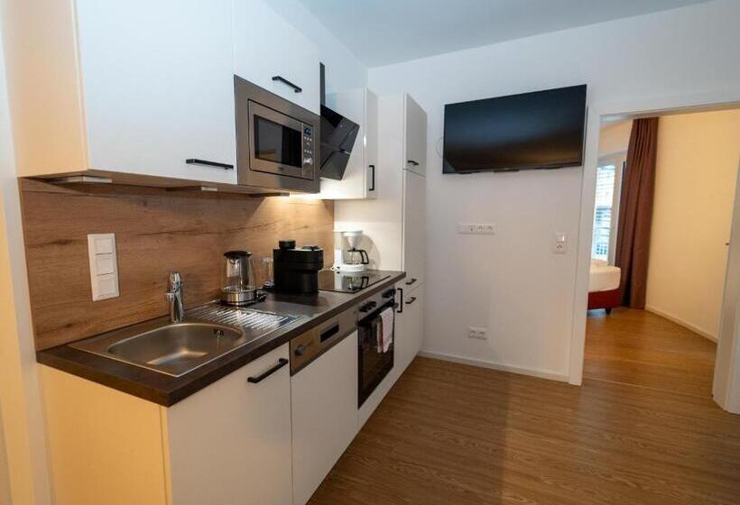 스탠다드 스튜디오, Das Stadler Metzgerwirt