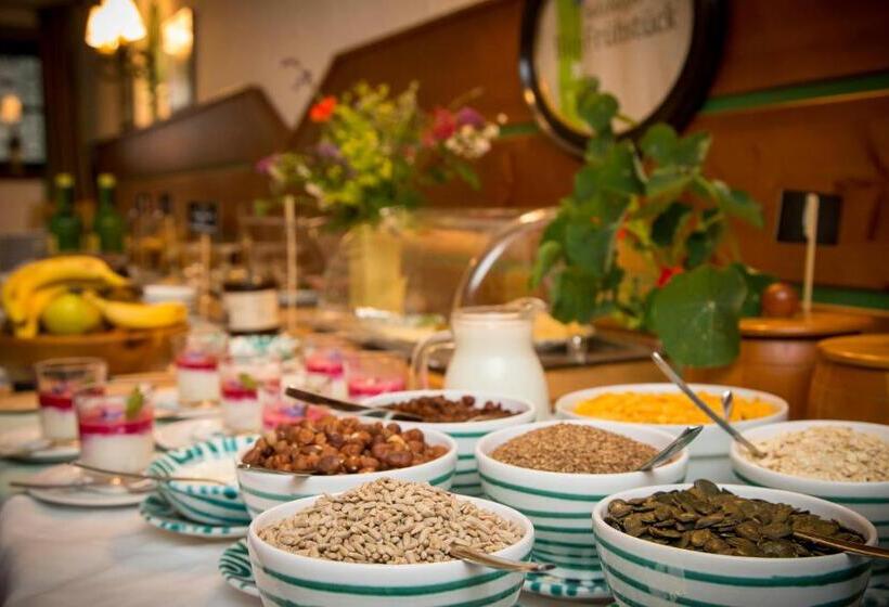 غرفة قياسية مزوَّدة بشُرفة, Naturidyll Hotel Hammerschmiede