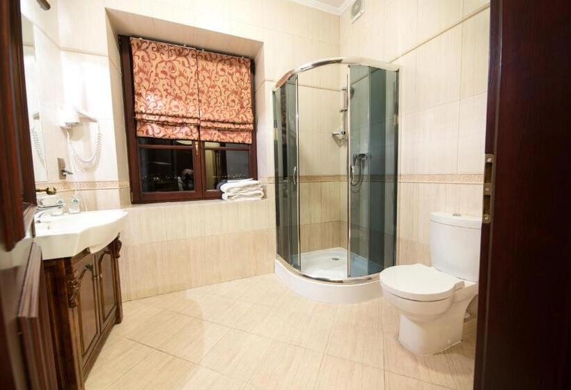 آپارتمان 1 خوابه, Pałac Bursztynowy