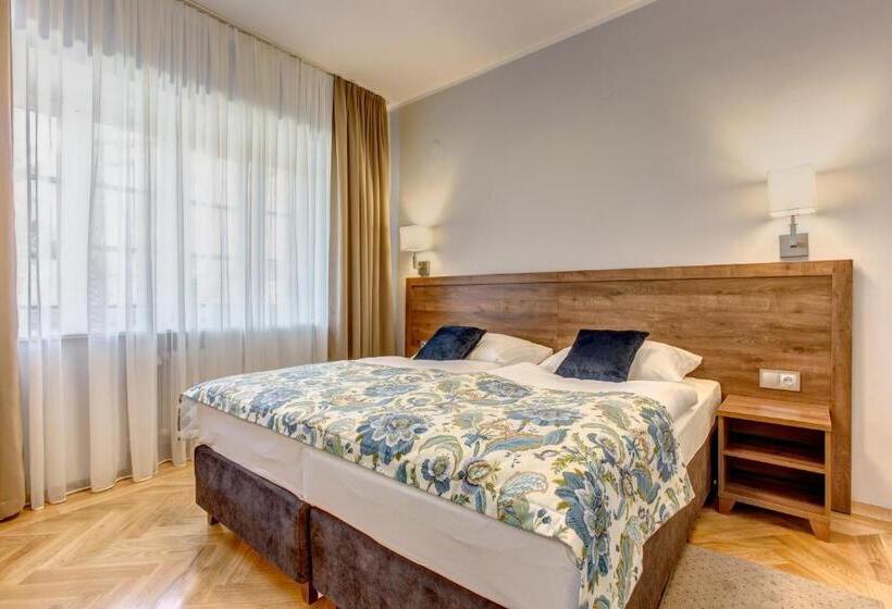 스위트, Przy Oślej Bramie Zamek Książ