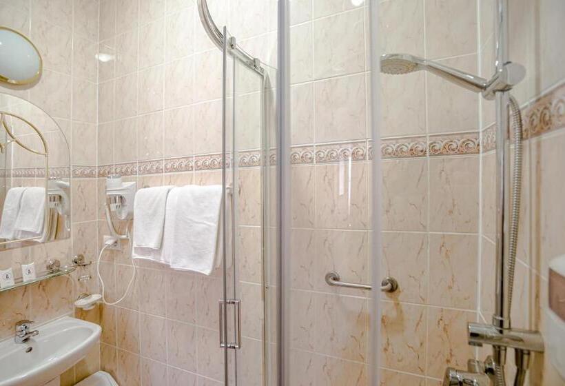 스위트, Przy Oślej Bramie Zamek Książ