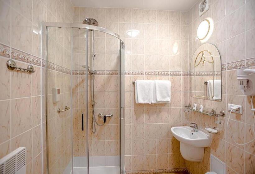 스탠다드 룸, Przy Oślej Bramie Zamek Książ