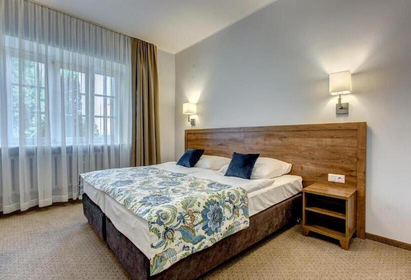 스탠다드 룸, Przy Oślej Bramie Zamek Książ