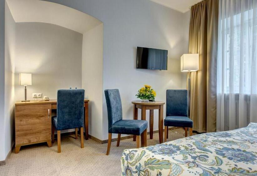 스탠다드 룸, Przy Oślej Bramie Zamek Książ