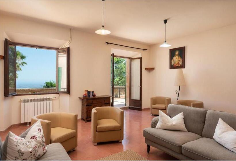 주니어 스위트, Santuari De Cura