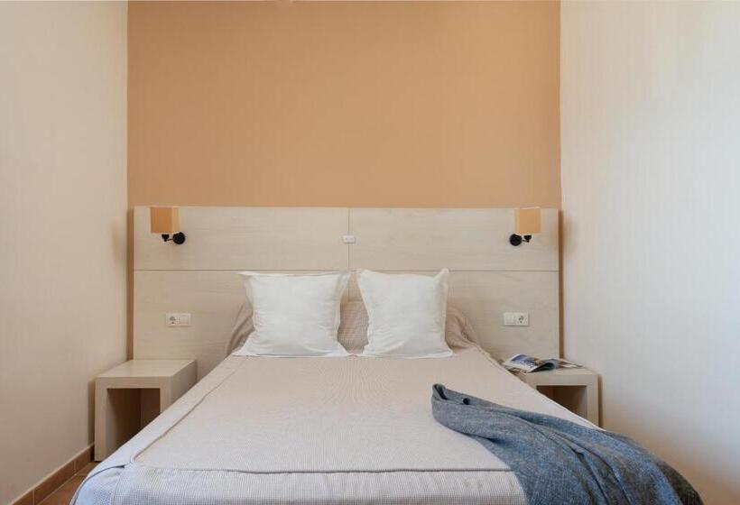 수피리어 룸, Santuari De Cura