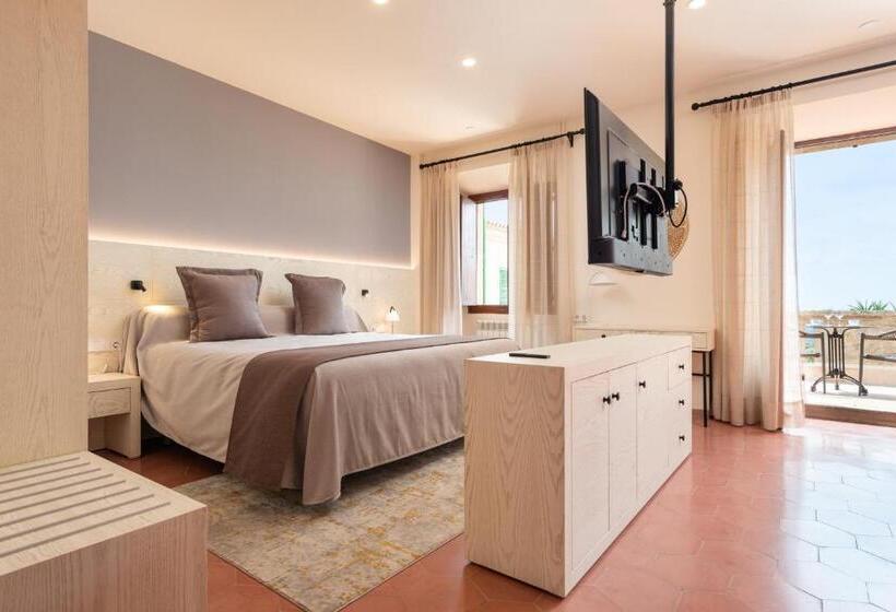 디럭스 스위트, Santuari De Cura