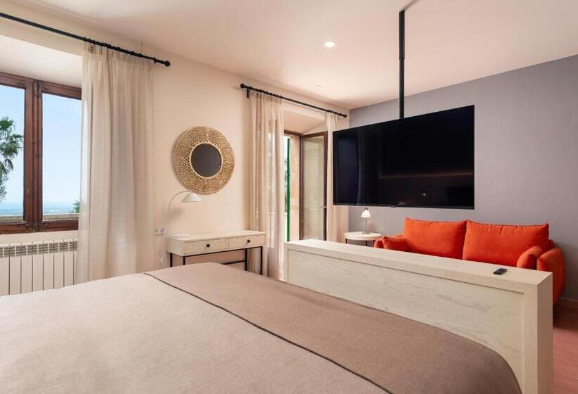 디럭스 스위트, Santuari De Cura