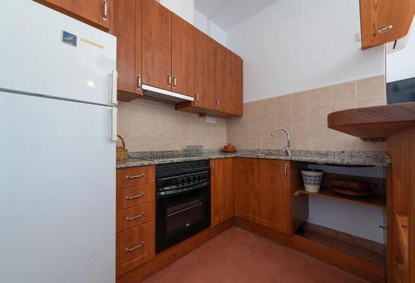 스탠다드 스튜디오, Santuari De Cura