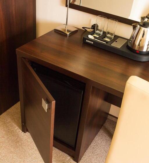 اتاق استاندارد سه تخته با بالکن, Santa Monica