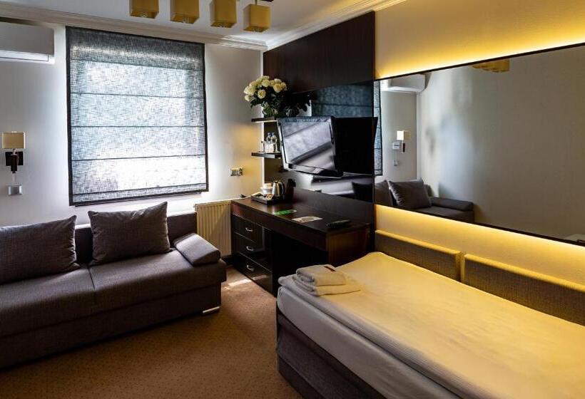 غرفة كومفورت, Senator Konferencje & Spa