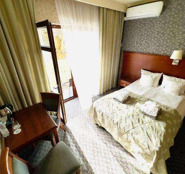 Номер Комфорт, &spa Stary Dziwnów Basen Swimming Pool