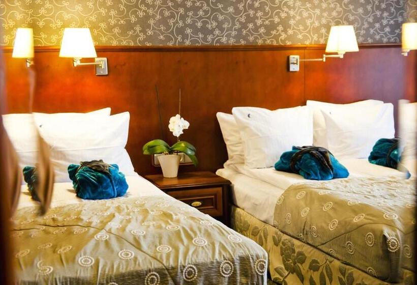 Номер Комфорт, &spa Stary Dziwnów Basen Swimming Pool