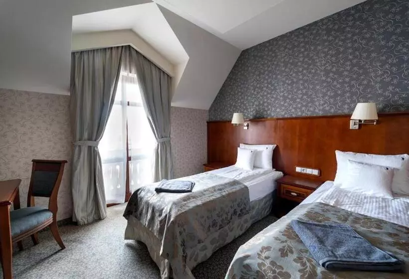 Comfort-huone, &spa Stary Dziwnów Basen Swimming Pool