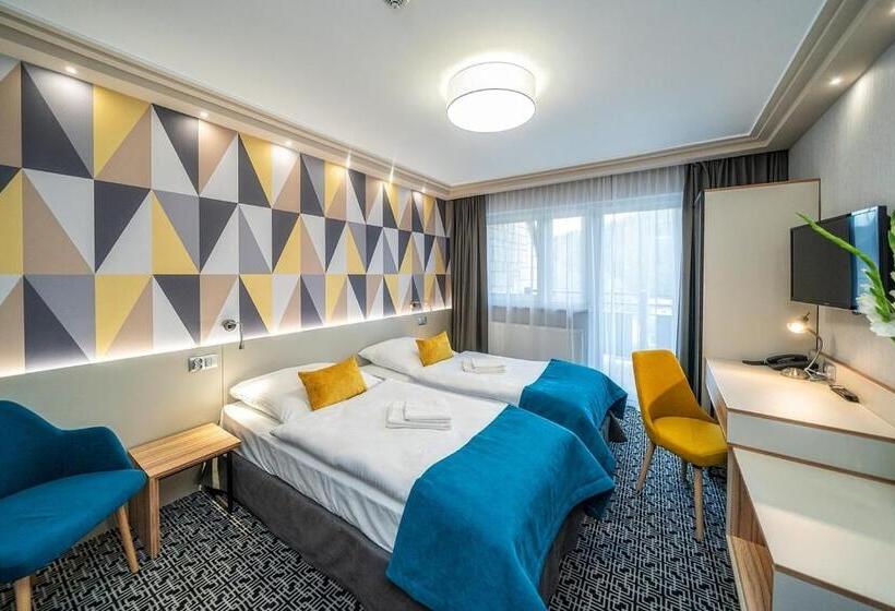 استودیوی استاندارد, Stok