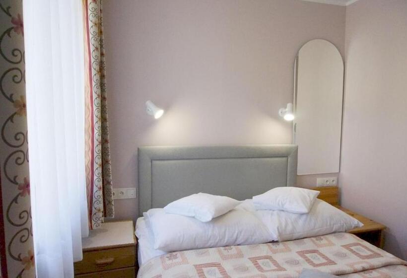 Номер Economy Индивидуальный, Unibus