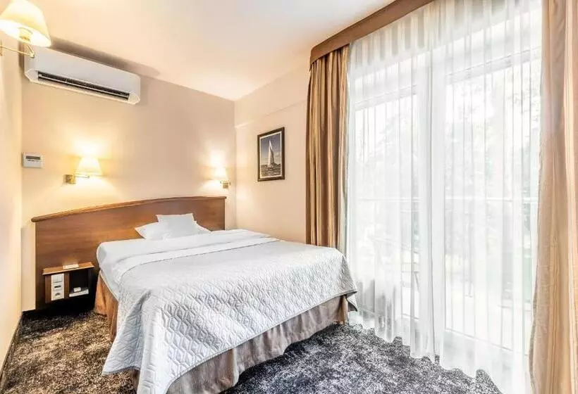 スタンダードシングルルーム, Warszawa Spa & Resort