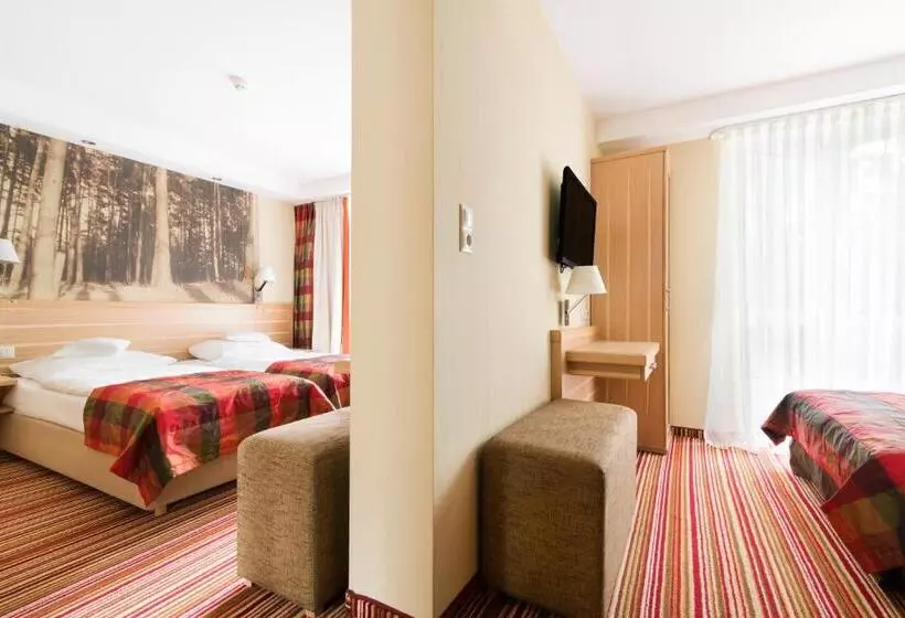 スタンダードトリプルルーム, Warszawa Spa & Resort