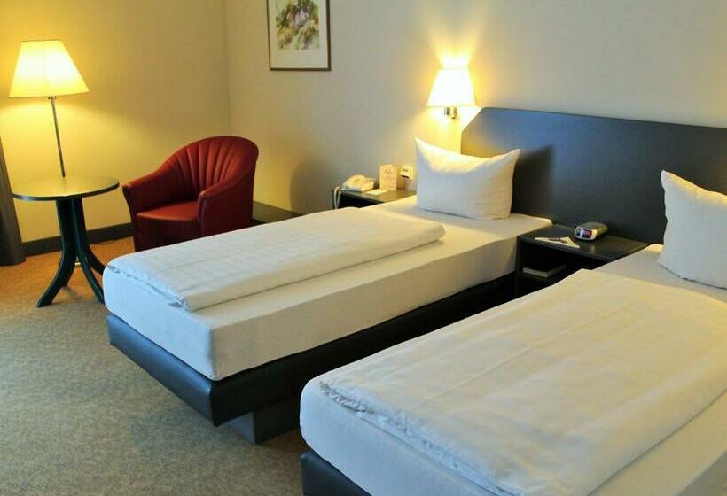 스탠다드 싱글 룸, Wörth