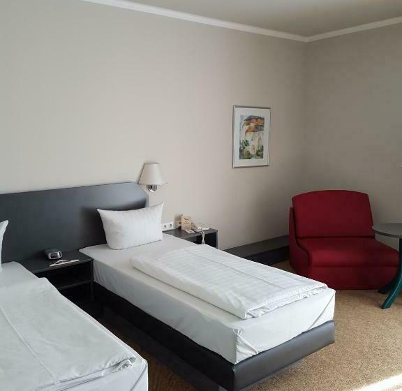 스탠다드 싱글 룸, Wörth