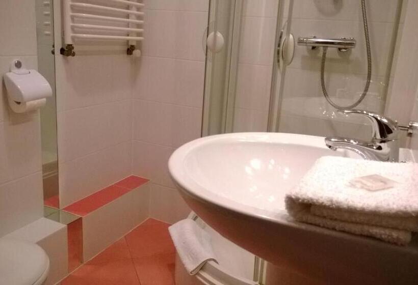 スタンダードシングルルーム, Yuca