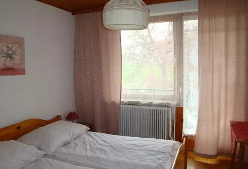 Perhehuone, Landgasthof Waldesruh