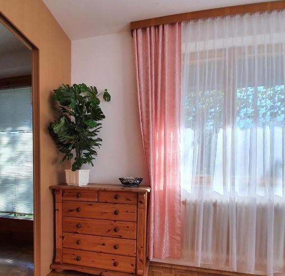 家庭间, Landgasthof Waldesruh