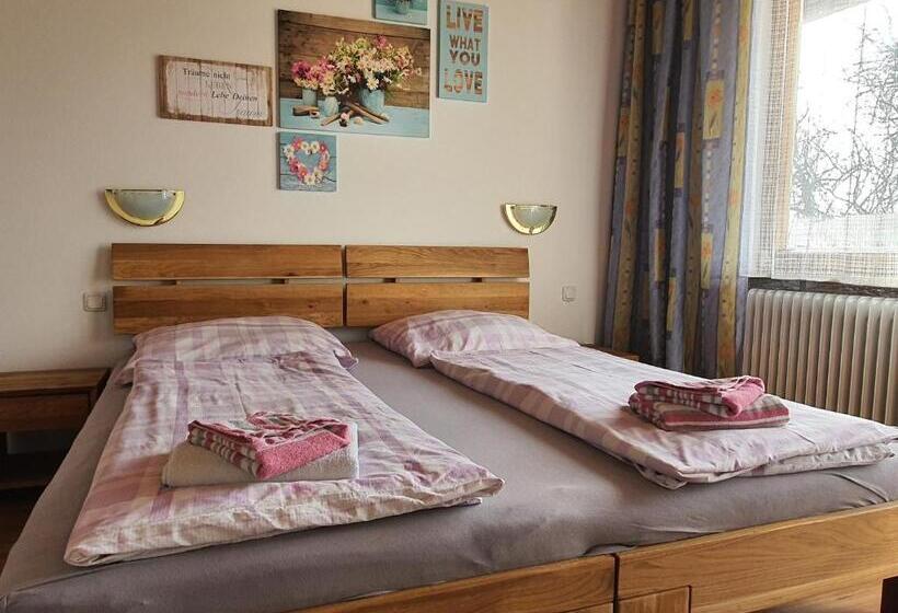 חדר סטנדרט עם מרפסת, Landgasthof Waldesruh