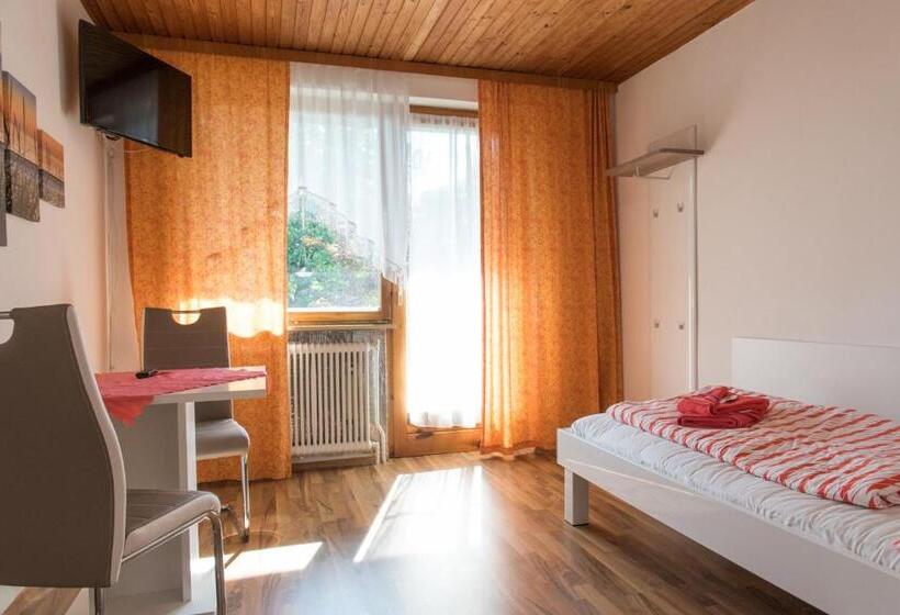 חדר סטנדרט יחיד עם מרפסת, Landgasthof Waldesruh