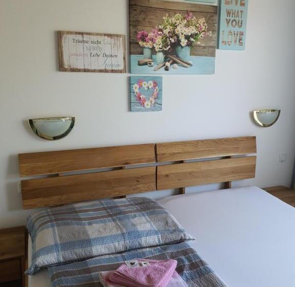 חדר סטנדרט עם מרפסת, Landgasthof Waldesruh