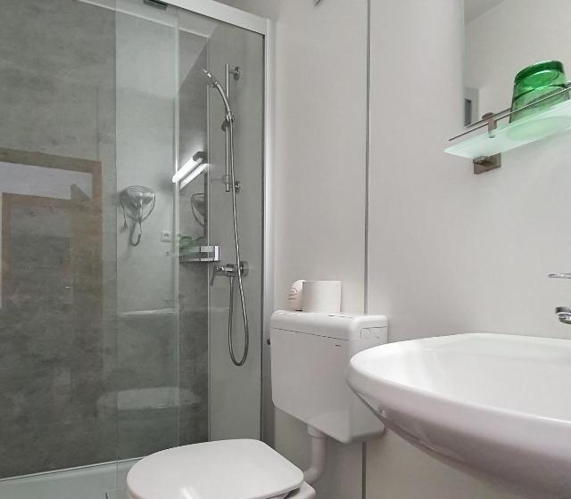 חדר משפחתי, Landgasthof Waldesruh