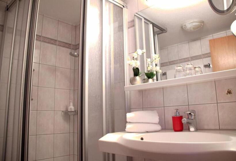 스탠다드 발코니 룸, Land Gut Hotel Höhengasthof Adler