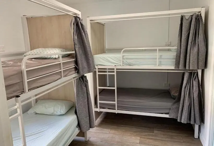 ルームシェアのワンベッド, Mumma S Hostel Surfers Paradise
