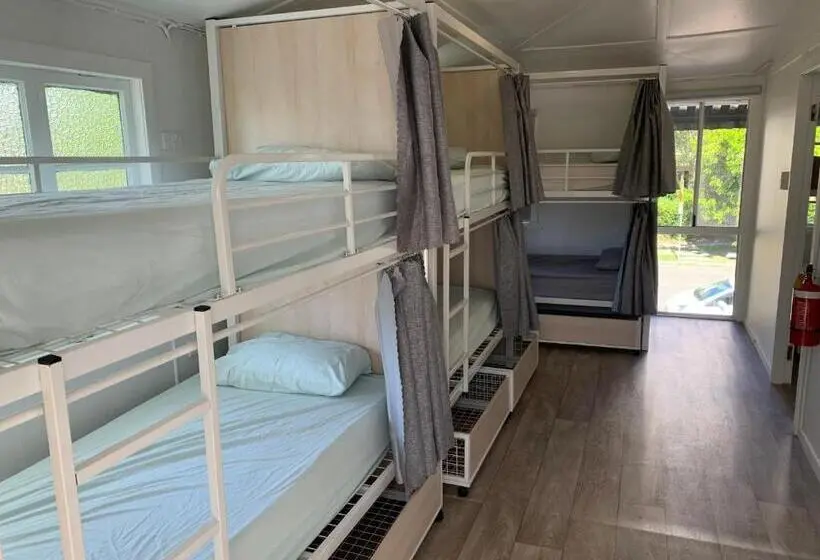 ルームシェアのワンベッド, Mumma S Hostel Surfers Paradise